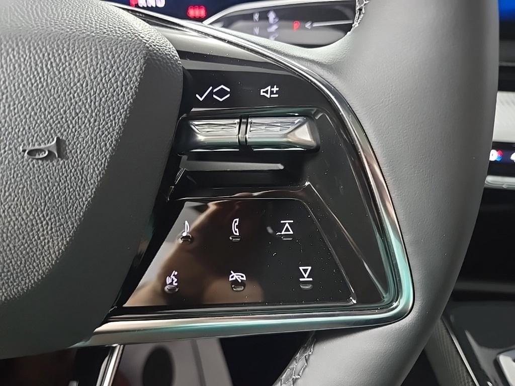 new 2025 Cadillac OPTIQ car, priced at $59,705