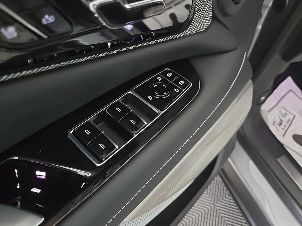 new 2025 Cadillac OPTIQ car, priced at $59,705