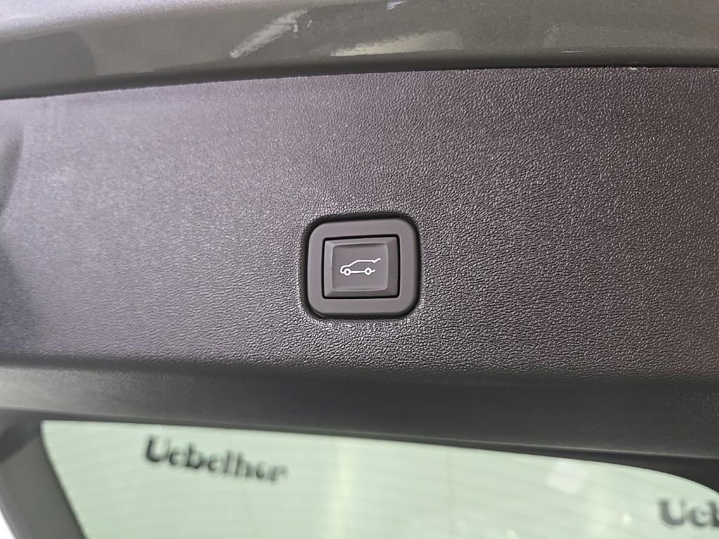 new 2025 Cadillac OPTIQ car, priced at $59,705