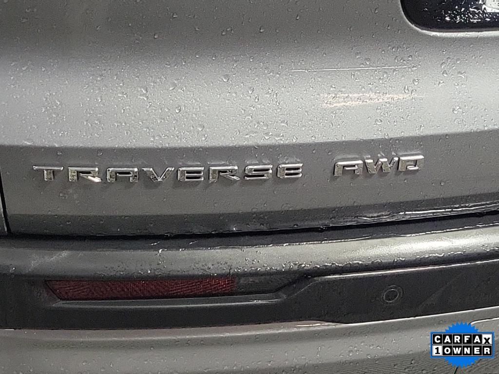 used 2025 Chevrolet Traverse car, priced at $39,995