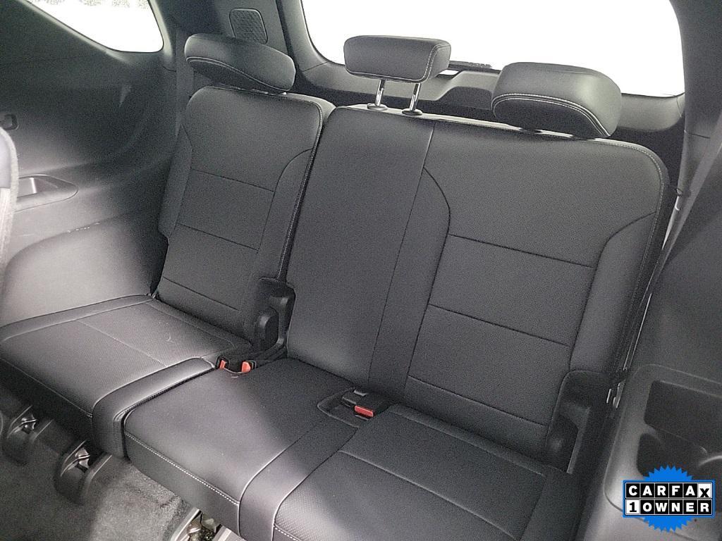 used 2025 Chevrolet Traverse car, priced at $39,995