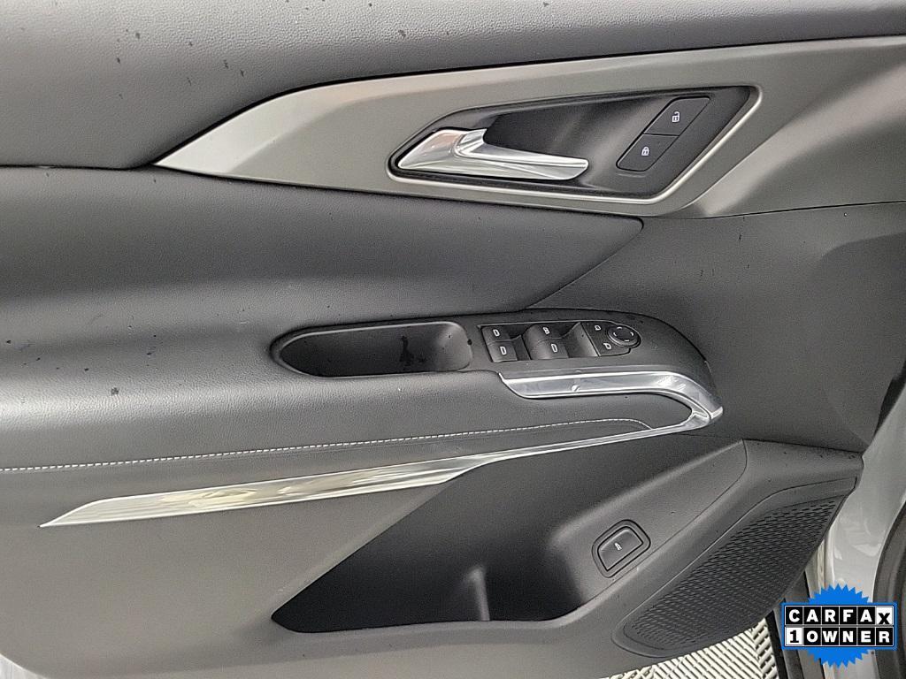 used 2025 Chevrolet Traverse car, priced at $39,995