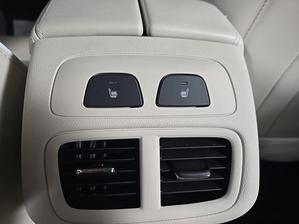 used 2022 Buick Envision car, priced at $32,987