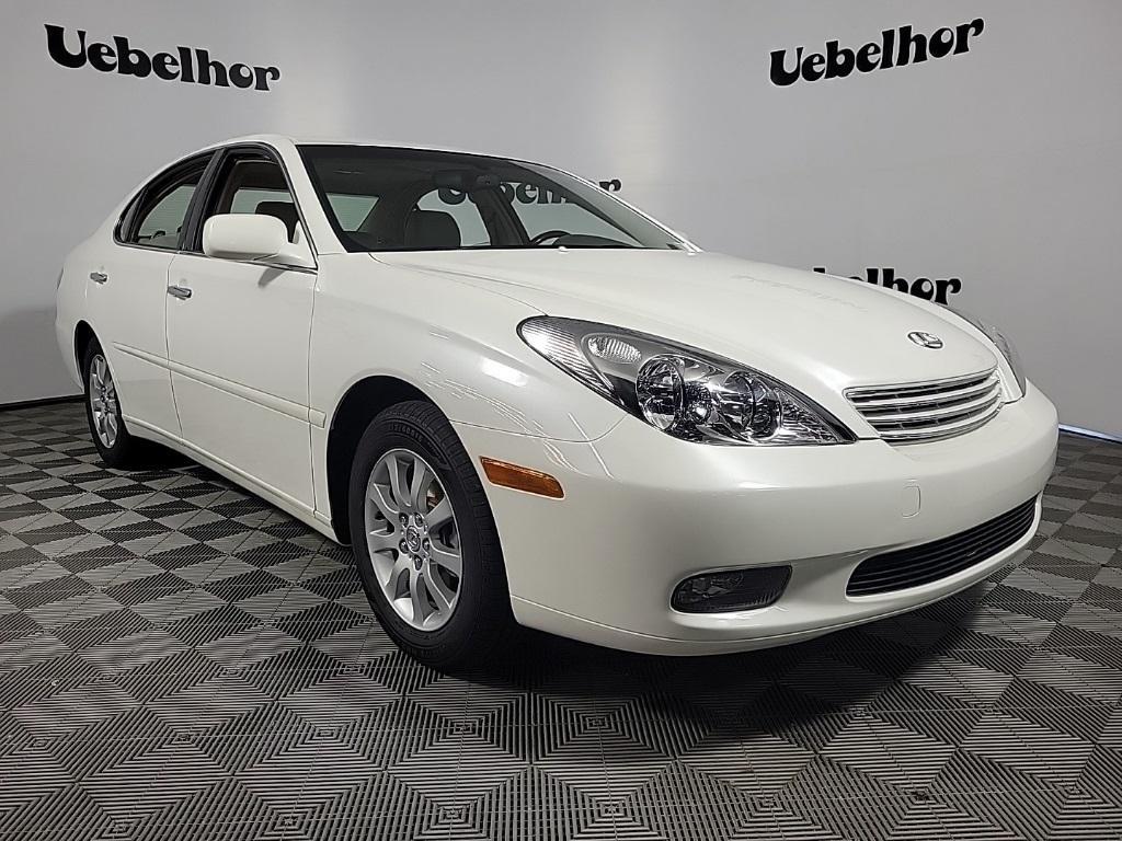 used 2002 Lexus ES 300 car, priced at $12,995