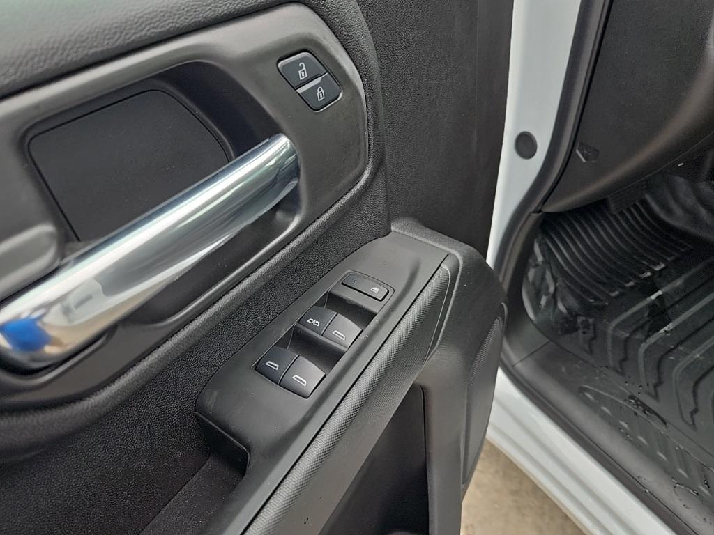 new 2025 Chevrolet Silverado 2500 car, priced at $58,995