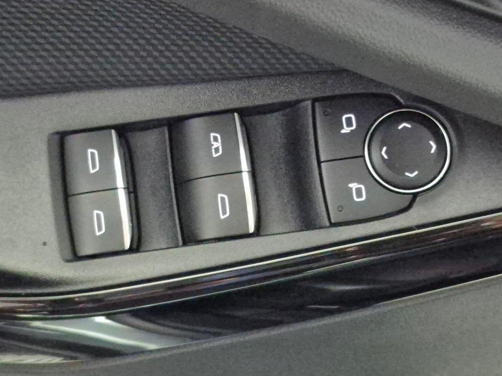 new 2026 Chevrolet Equinox car, priced at $36,377