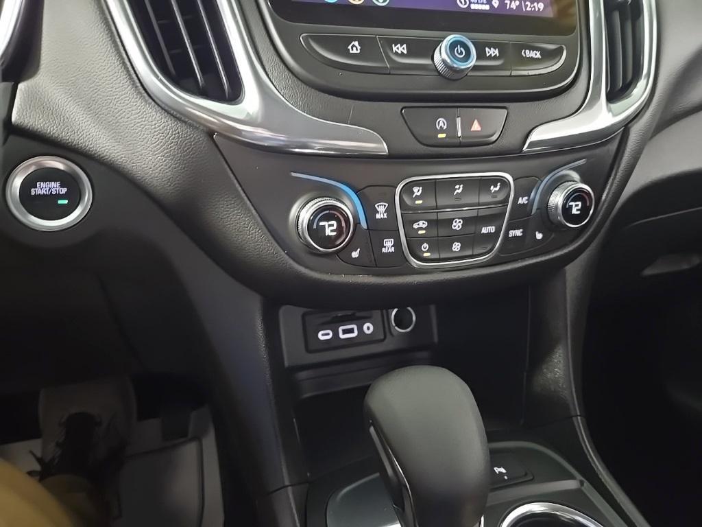 used 2023 Chevrolet Equinox car, priced at $27,875