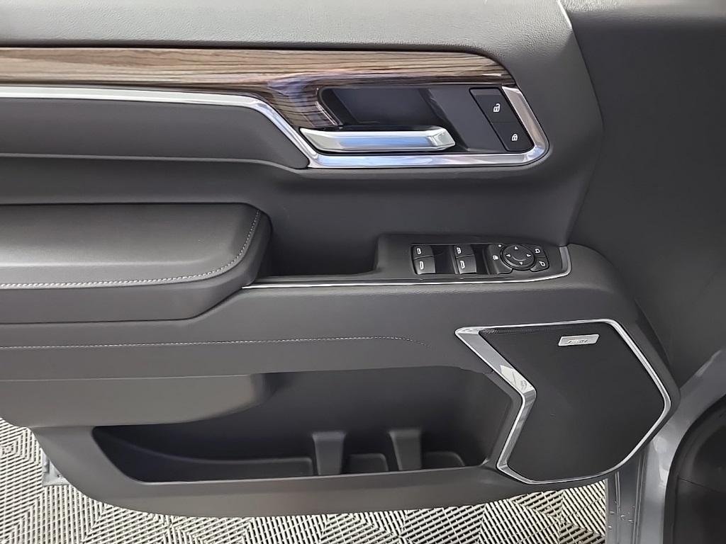 new 2025 Chevrolet Silverado 1500 car, priced at $55,630