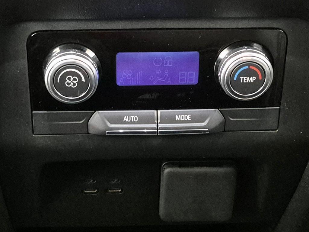 used 2025 GMC Acadia car, priced at $33,499