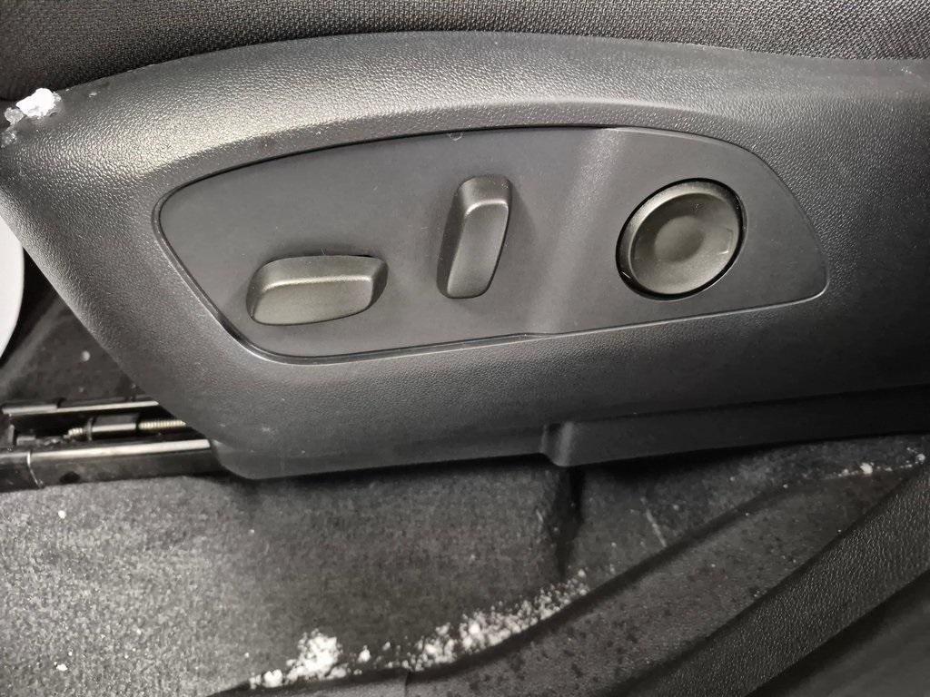 used 2025 GMC Acadia car, priced at $33,499