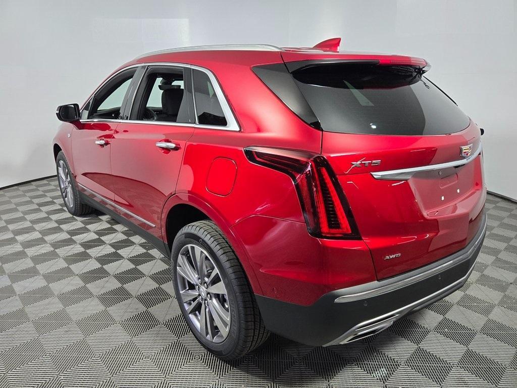 new 2025 Cadillac XT5 car, priced at $61,400