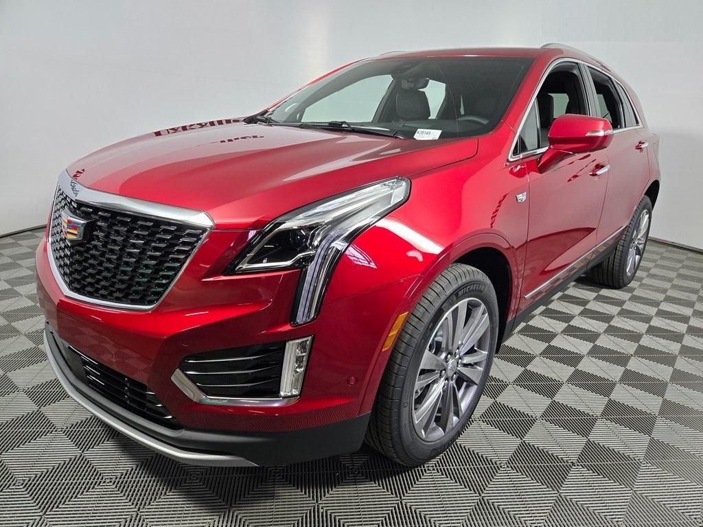 new 2025 Cadillac XT5 car, priced at $61,400