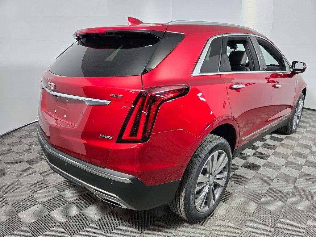 new 2025 Cadillac XT5 car, priced at $61,400