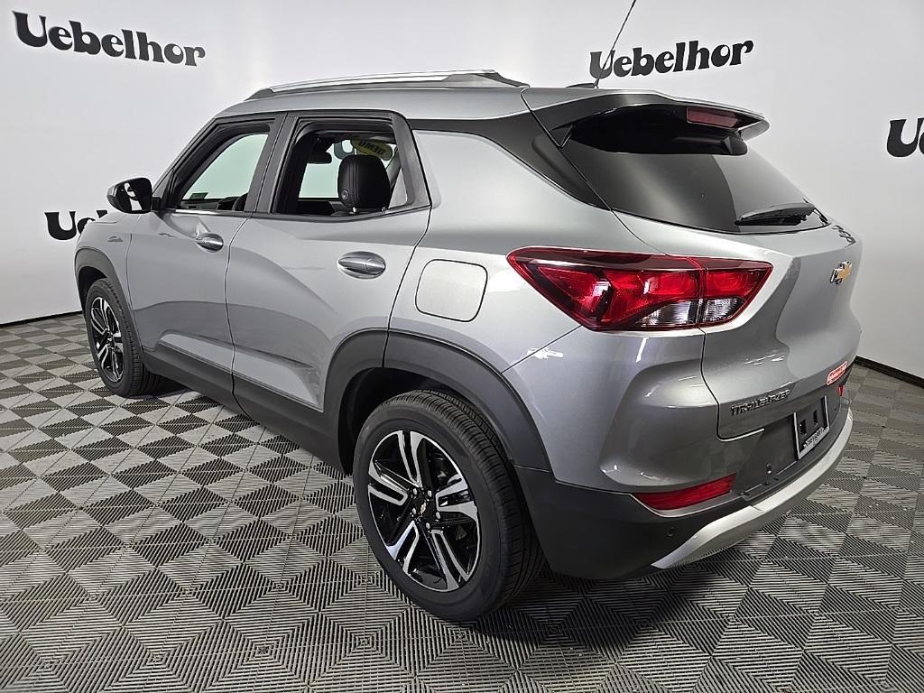 new 2025 Chevrolet TrailBlazer car, priced at $29,092
