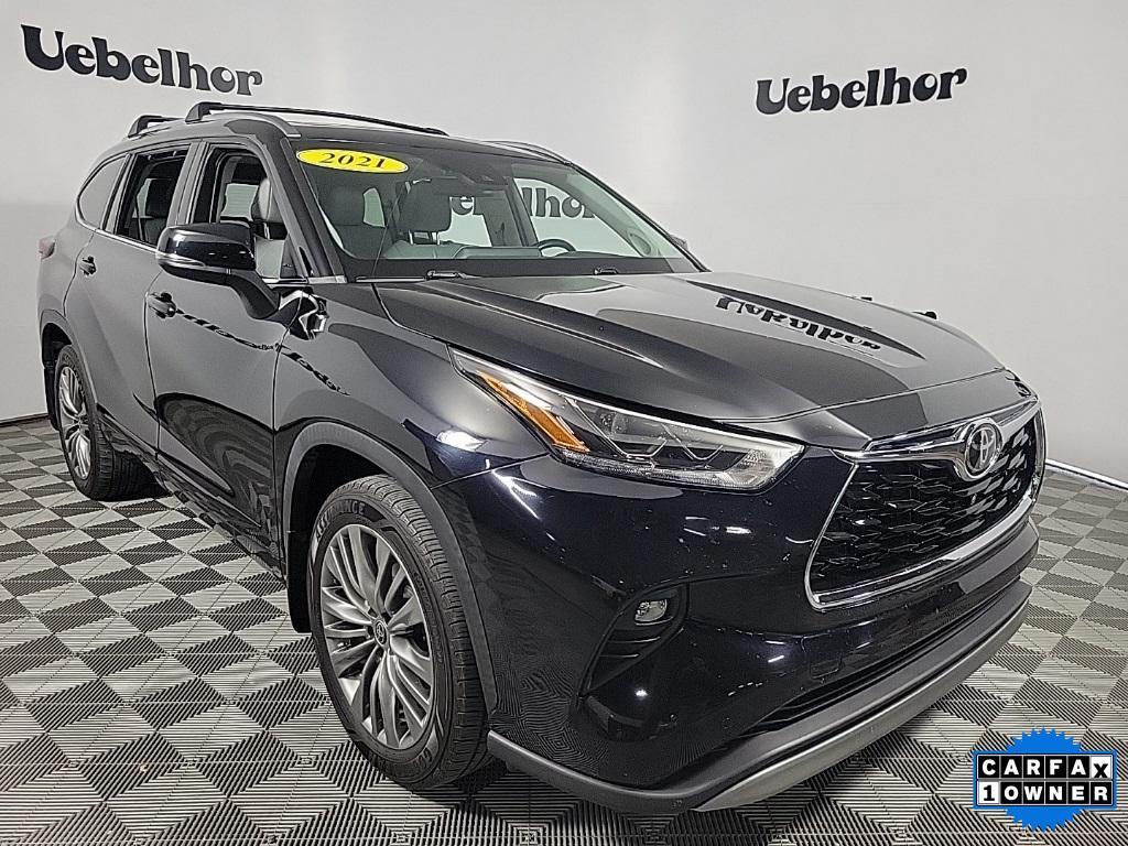 used 2021 Toyota Highlander car, priced at $38,998