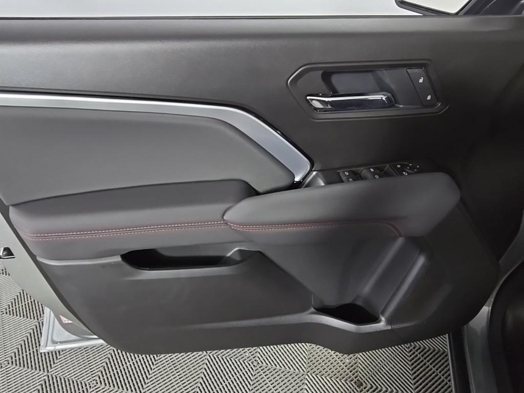 new 2025 Chevrolet Colorado car, priced at $44,885