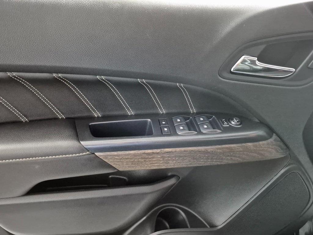 used 2022 GMC Canyon car, priced at $39,995