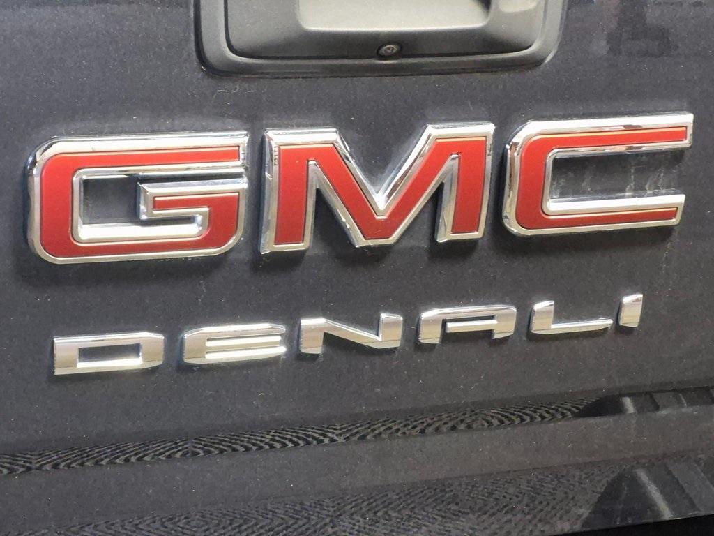 used 2022 GMC Canyon car, priced at $39,995