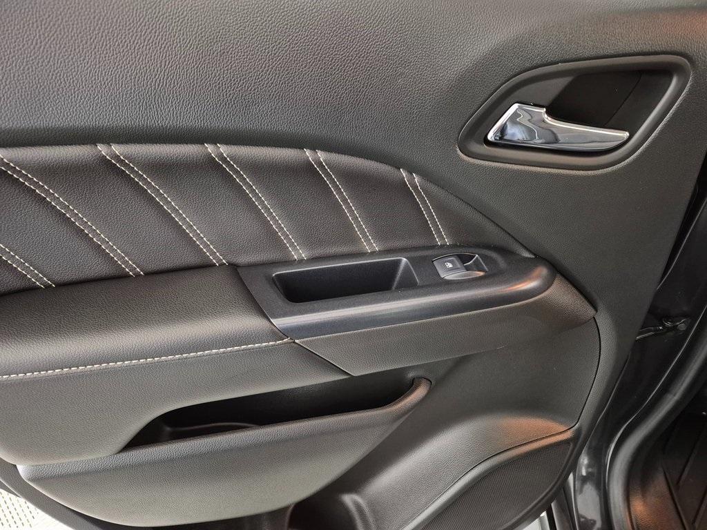 used 2022 GMC Canyon car, priced at $39,995