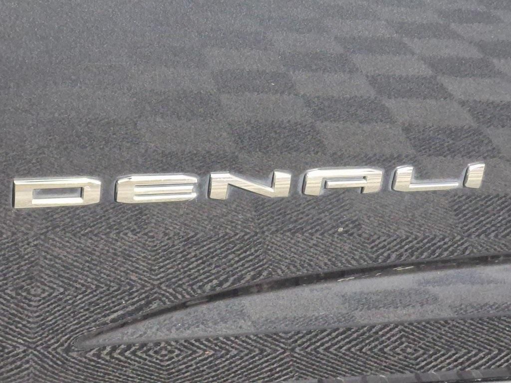 used 2022 GMC Canyon car, priced at $39,995