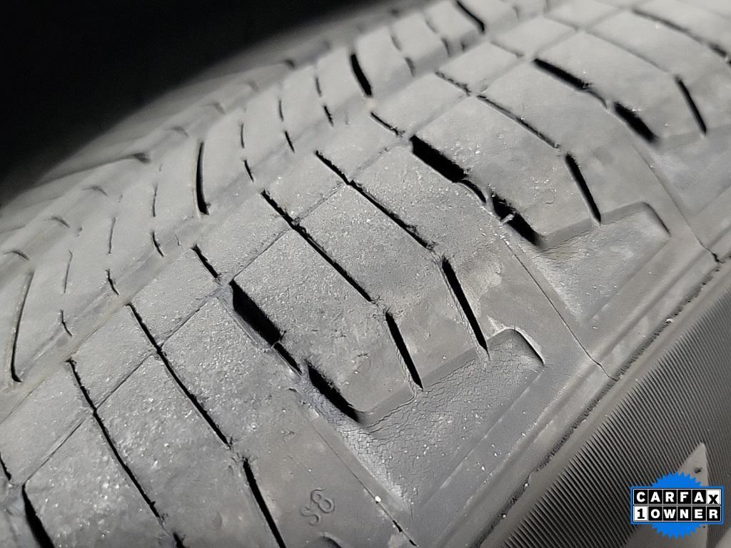 used 2021 Chevrolet Equinox car, priced at $19,595