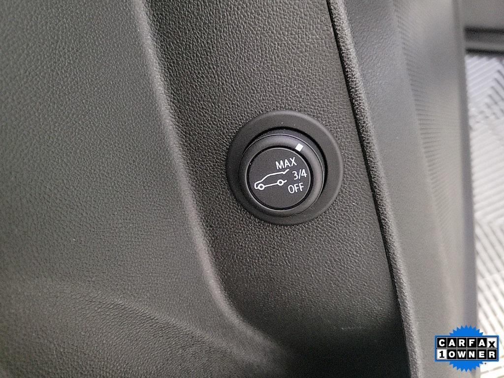 used 2021 Chevrolet Equinox car, priced at $19,595