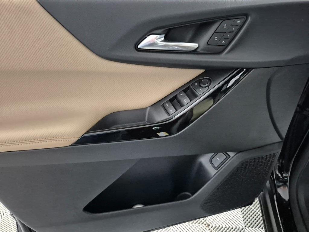 new 2026 Chevrolet Equinox car, priced at $36,595