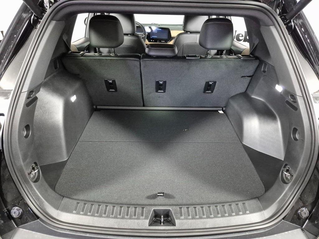 new 2026 Chevrolet Equinox car, priced at $36,595