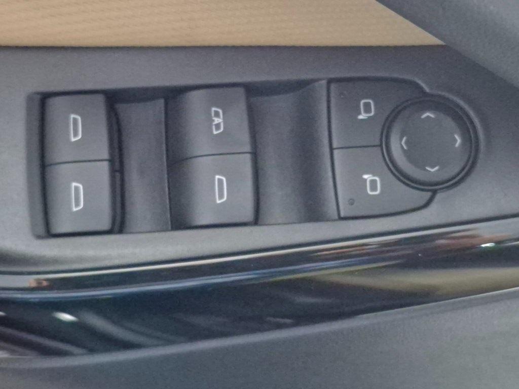 new 2026 Chevrolet Equinox car, priced at $36,595