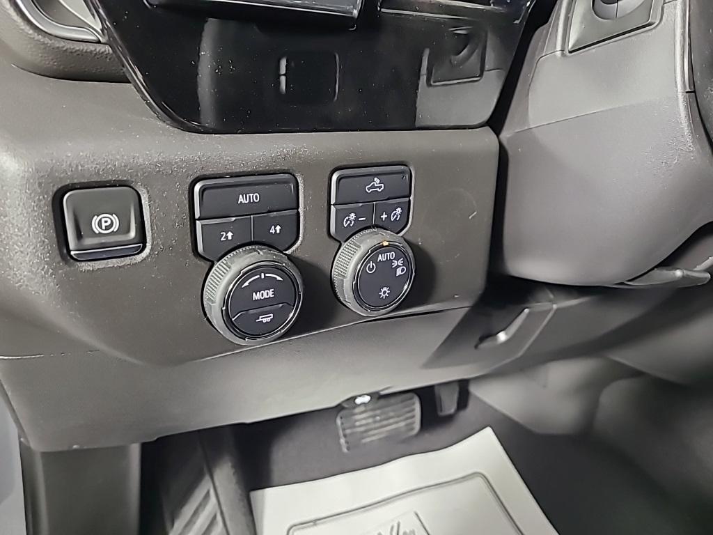 new 2024 Chevrolet Silverado 1500 car, priced at $45,624