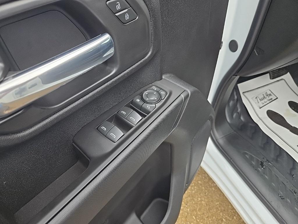 new 2025 Chevrolet Silverado 2500 car, priced at $60,995