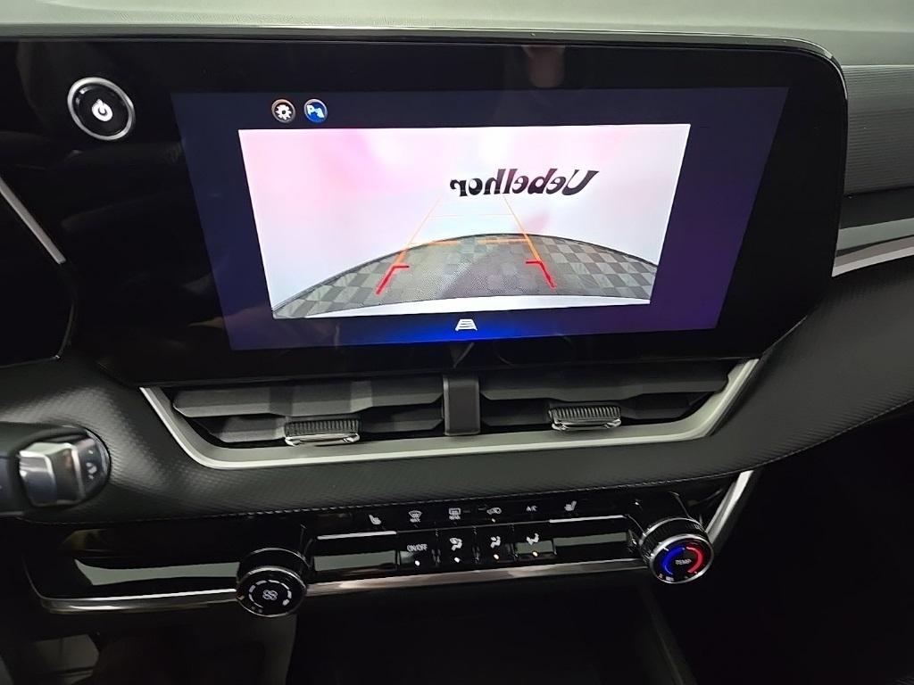 new 2025 Chevrolet Equinox car, priced at $31,535