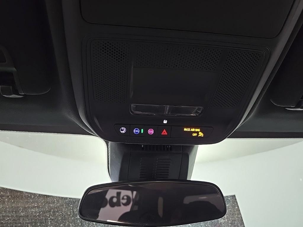 new 2025 Chevrolet Equinox car, priced at $31,535