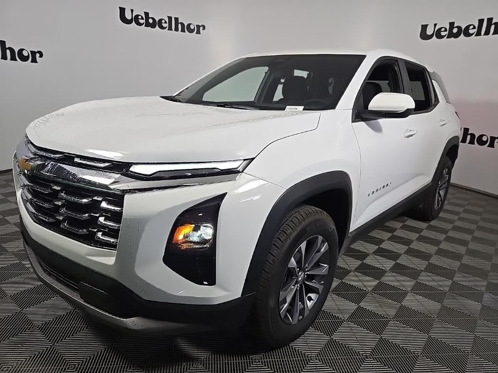 new 2025 Chevrolet Equinox car, priced at $31,535