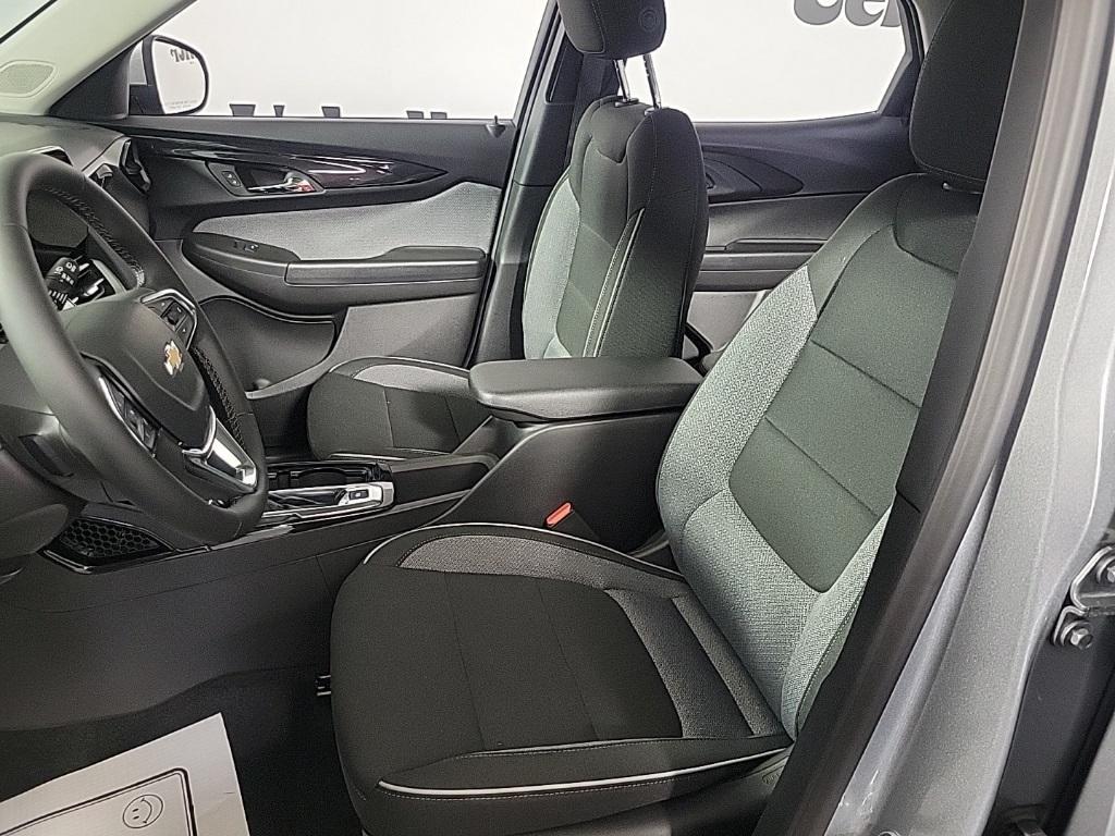new 2026 Chevrolet TrailBlazer car, priced at $30,296