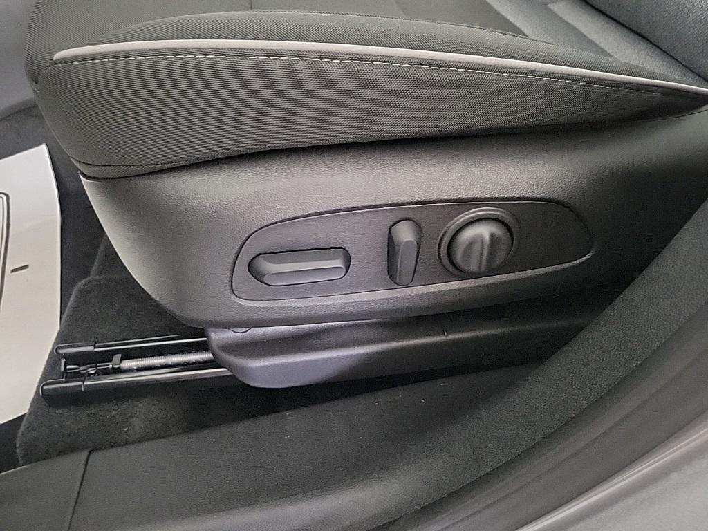 new 2026 Chevrolet TrailBlazer car, priced at $30,296