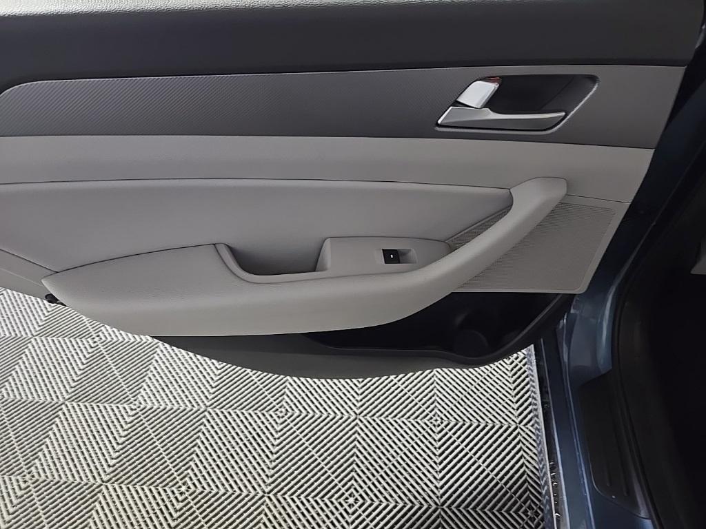 used 2016 Hyundai Sonata Hybrid car, priced at $20,000