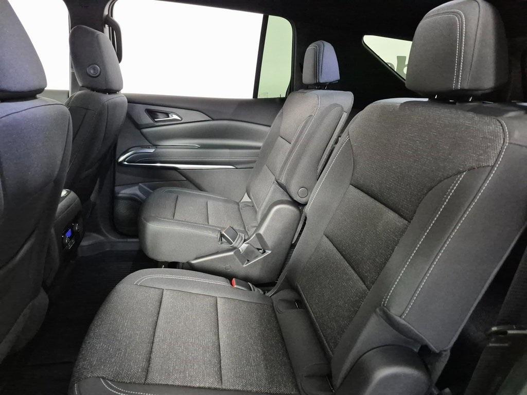 new 2026 Chevrolet Traverse car, priced at $43,380