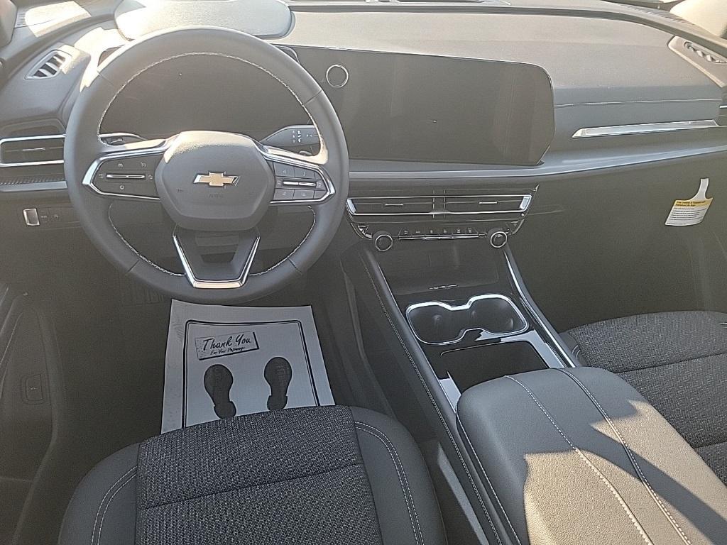 new 2026 Chevrolet Traverse car, priced at $43,380