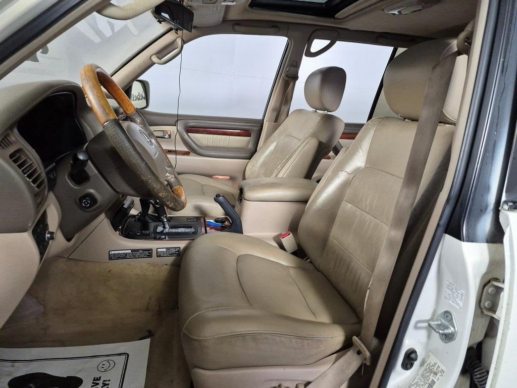 used 2002 Lexus LX 470 car, priced at $8,750