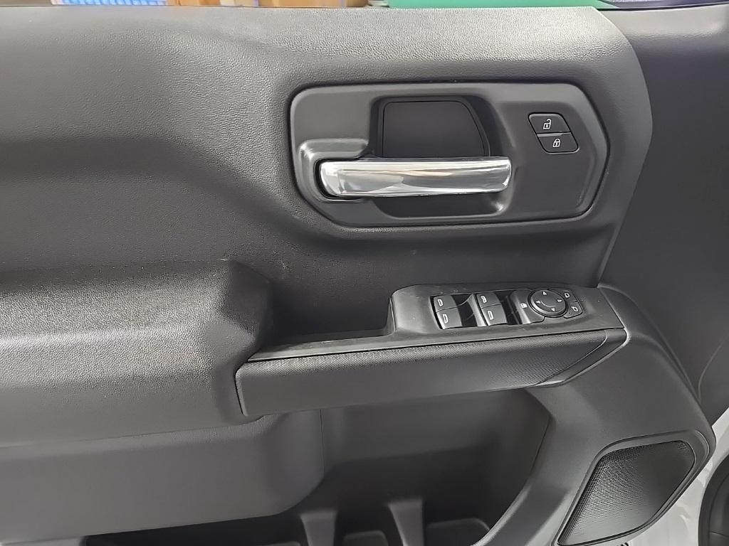 new 2025 Chevrolet Silverado 1500 car, priced at $46,945
