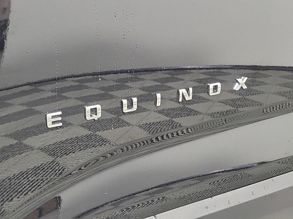 new 2026 Chevrolet Equinox car, priced at $31,595