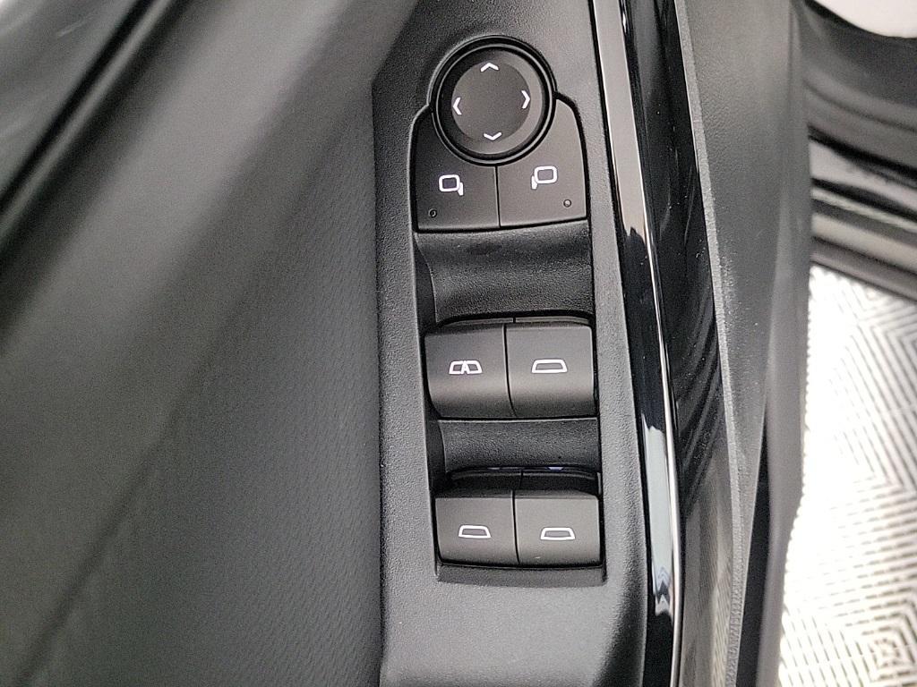 new 2026 Chevrolet Equinox car, priced at $31,595