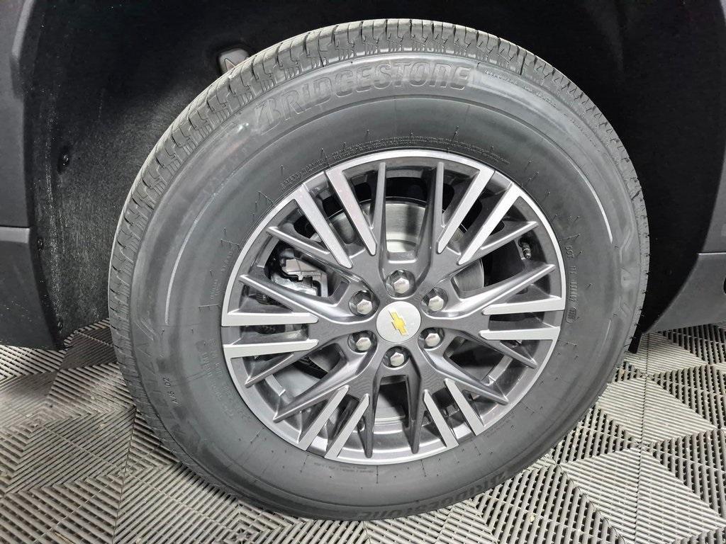 new 2026 Chevrolet Traverse car, priced at $43,110