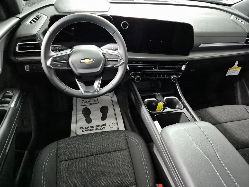 new 2026 Chevrolet Traverse car, priced at $43,110