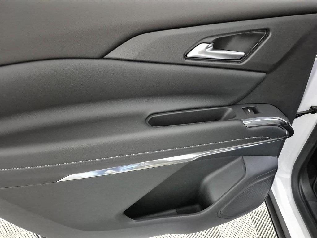 new 2026 Chevrolet Traverse car, priced at $43,110