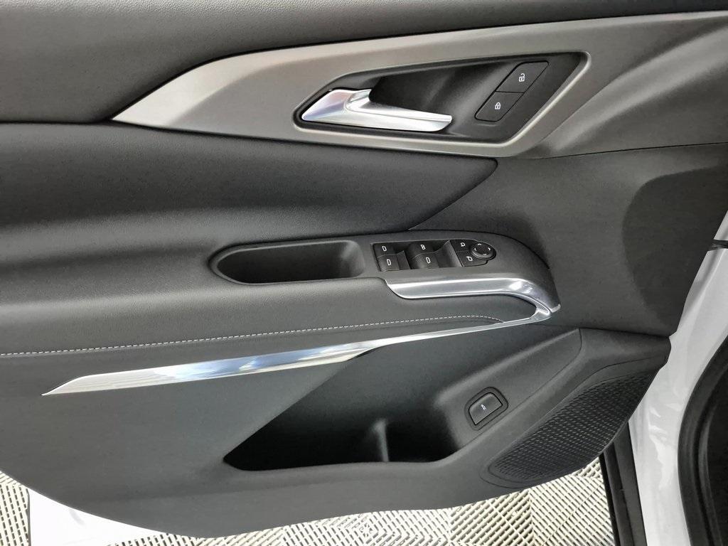 new 2026 Chevrolet Traverse car, priced at $43,110