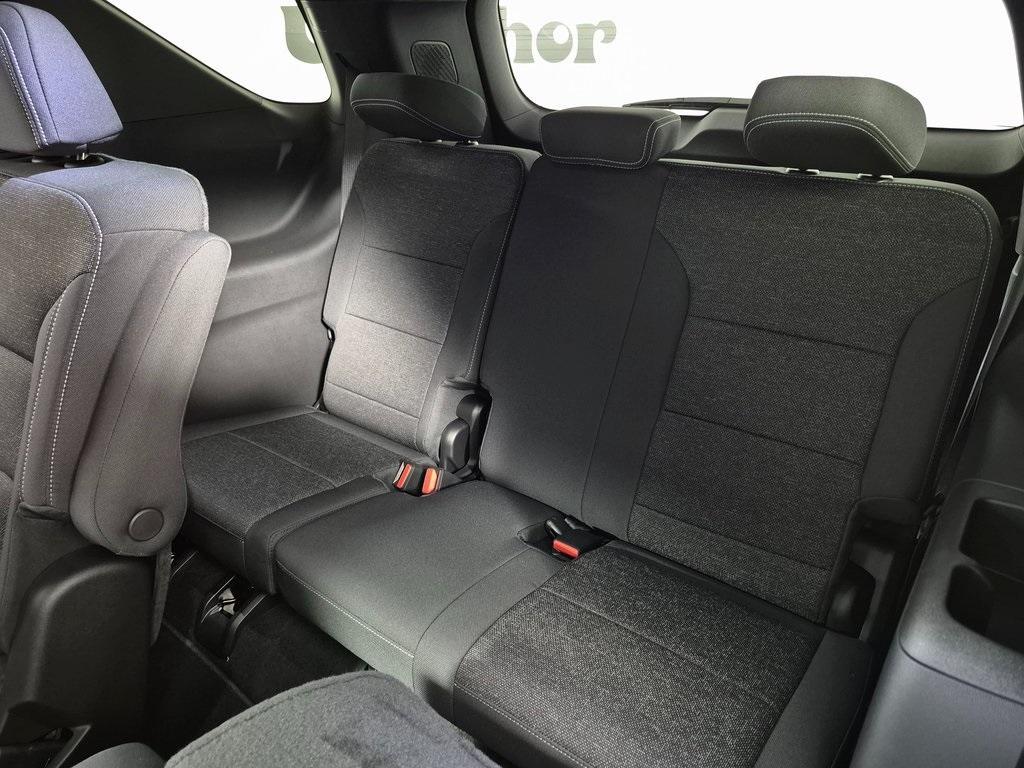 new 2026 Chevrolet Traverse car, priced at $43,110