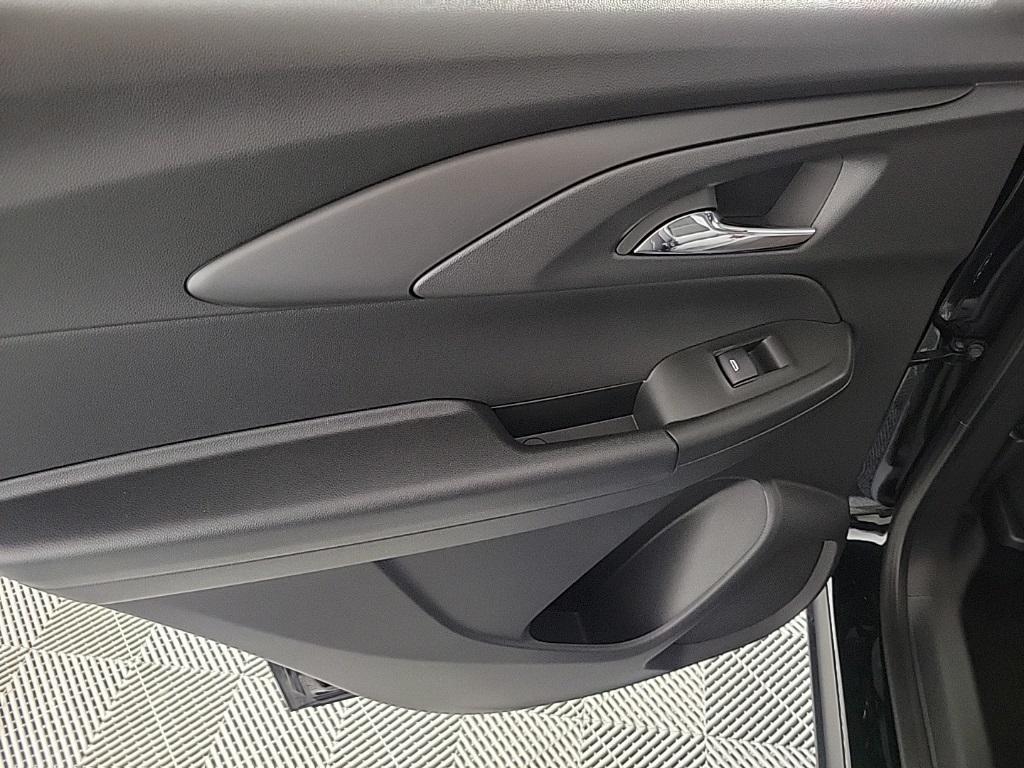 new 2026 Chevrolet TrailBlazer car, priced at $30,225