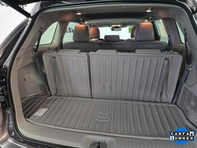 used 2019 Toyota Highlander car, priced at $29,926